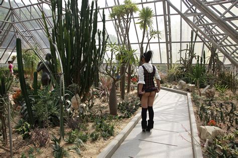 Hit x Hot 国模何梵大尺度人体私拍套图 Page