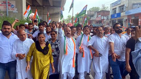 Cong Protests Against Price Rise Demands Statehood Daily Excelsior