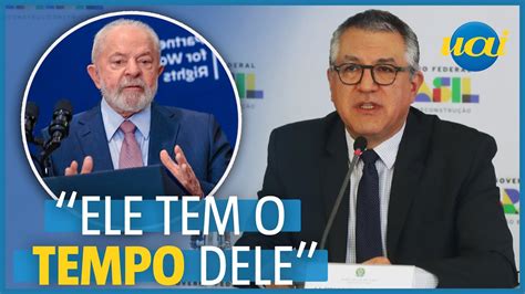 Não adianta Lula ter pressa para indicar novo PGR diz Padilha YouTube