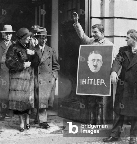 Image of Joseph Goebbels et Magda Goebbels aux élections générales de 1932