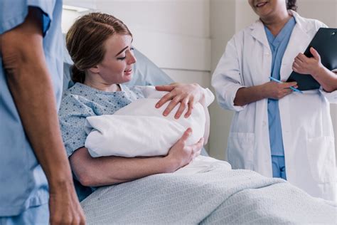 How To Become A Neonatal Nurse How To Become Job