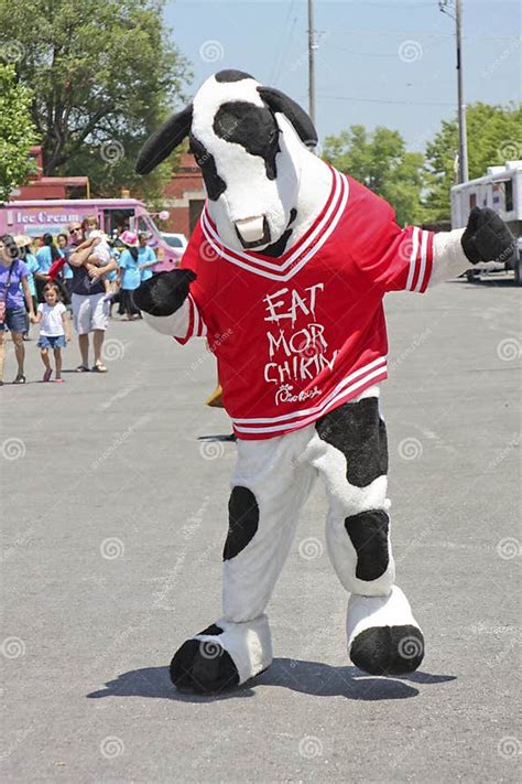 Chick Fil A Cow At Festival Editorial Photography Image Of Chikin