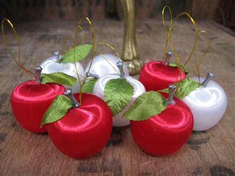 Apple Decorations Red Apples Christmas Baubles Vintage Etsy