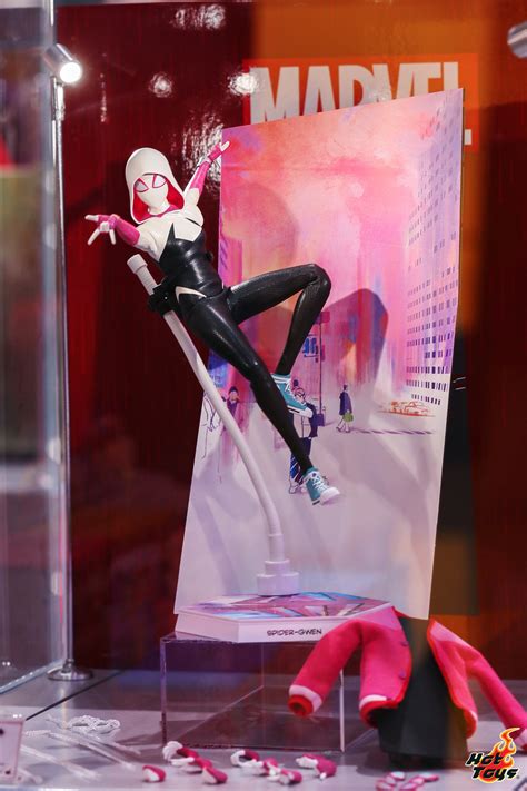 Hot Toys Spider Man Across The Spider Verse Gwen Stacy Collectible Figure Collector
