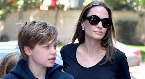 Hija De Angelina Jolie Y Brad Pitt Iniciar A Su Tratamiento Para