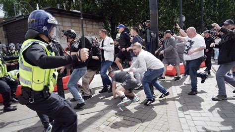 Dozens Arrested In Wave Of Violent Uk Protests Over Southport Stabbings