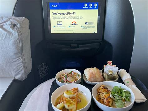 APEX TECH to tackle pressing PaxEx questions as IFE and IFC lines