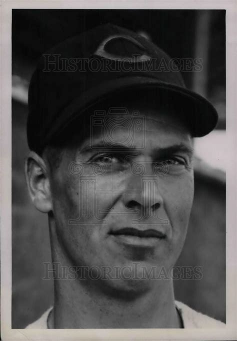 Bob Adams Cincinnati Reds Infielder 1951 Vintage Press Photo Print