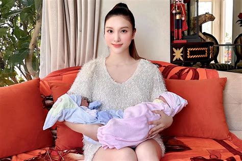 H I B N Th N N M To N Hot Girl Con D U Nh H O M N Gi U C B O D N Tr