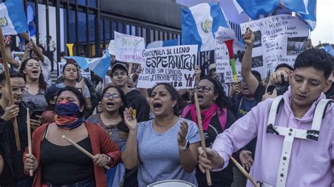 Guatemaltecos Protestan Por Tercer D A Contra El Ministerio P Blico Por