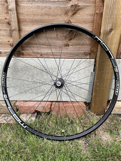 2021 Shimano Xt Hubs On 29inch Stans Flow S1 Rims For Sale