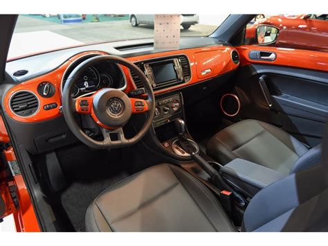 2019 Volkswagen Beetle: 117 Interior Photos | U.S. News