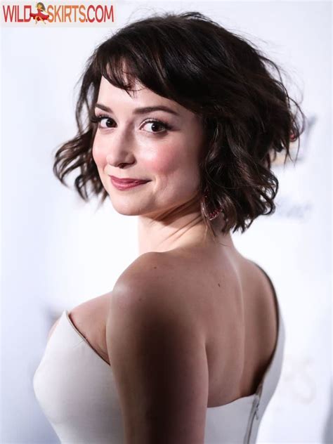 Milana Vayntrub AT T Girl Mintmilana Nude Instagram Leaked Photo