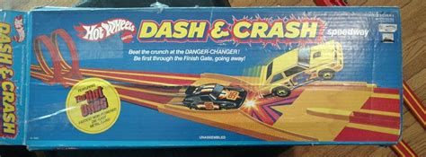 Vintage Hot Wheels Dash Crash Speedway Set The Hot Ones No Cars