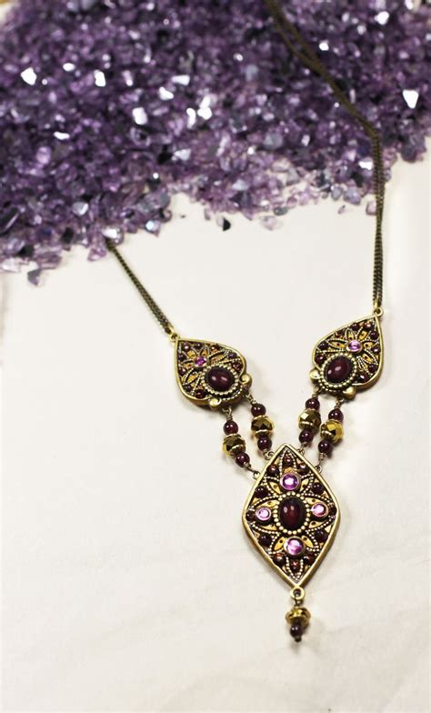 Pin on Fall Fashion: Jewel Tones