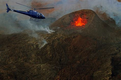 VOLCANO HELICOPTER TOUR FROM REYKJAVIK – Aurora Reykjavik