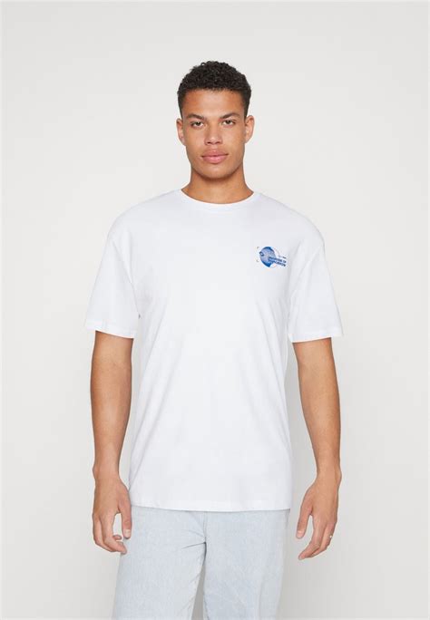 Jack And Jones Jcomoon Crew Neck T Shirt Print White Weiß Zalando Ch