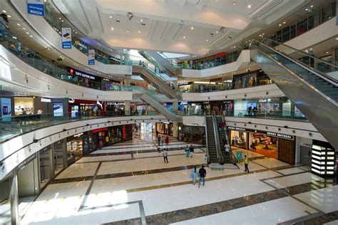 DLF Mall of India, Noida - Among Biggest Malls in India