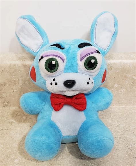 Five Nights At Freddys Toy Bonnie Plush Blue Funko Hot Topic Exclusive Fnaf
