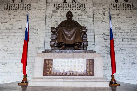 Taiwan Taipei Statue Of Chiang Kai Shek In Main Chamber Of Memorial