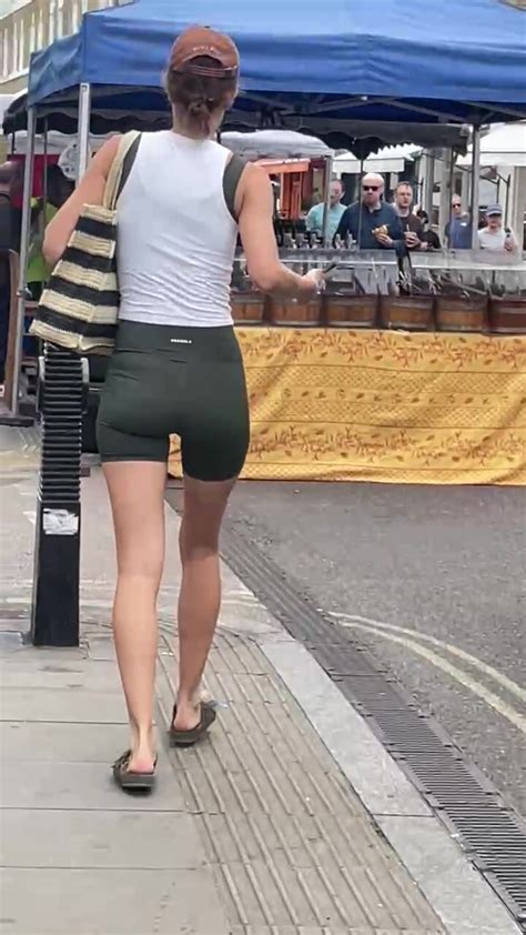 Slim Milf In Green Hotpants ThisVid