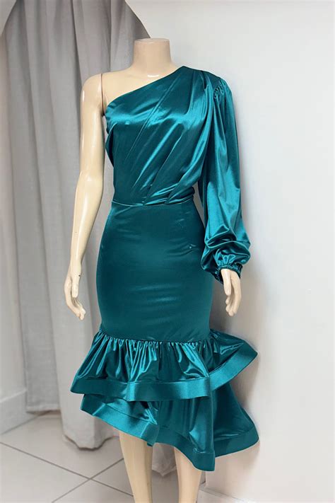 Green Satin One Shoulder Dress Flaunt It