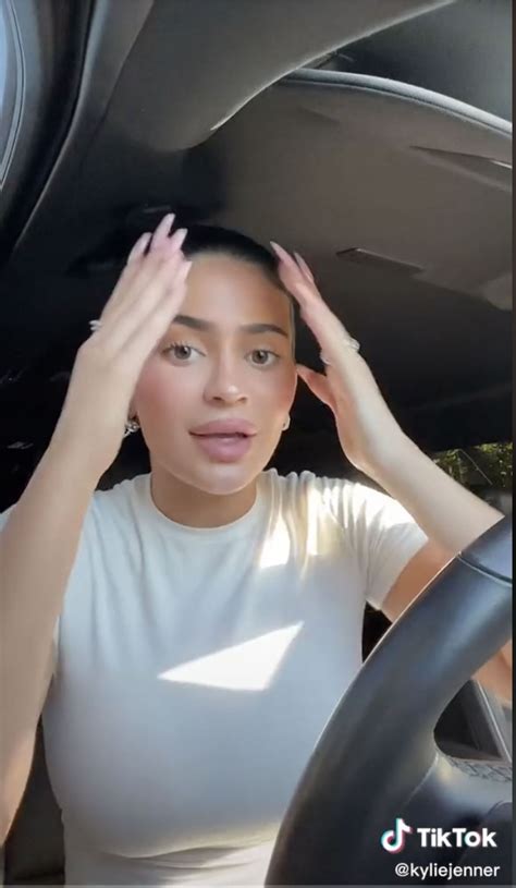 Not That Deep Kylie Jenner Claps Back At Tiktok Hater Who Claimed