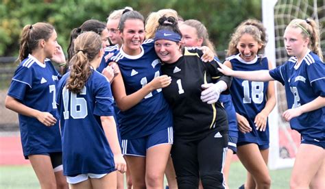 HIGH SCHOOL ROUNDUP: Monomoy girls soccer nets first home win