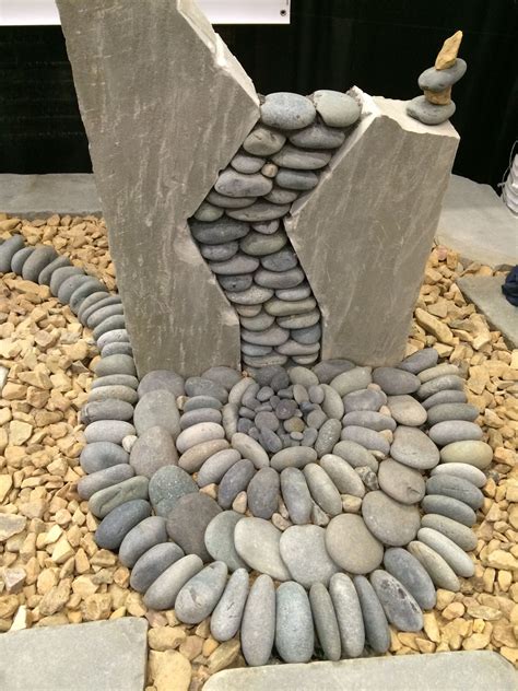 Фигуры из камней на даче (44 фото) - фото - картинки и рисунки: скачать ...