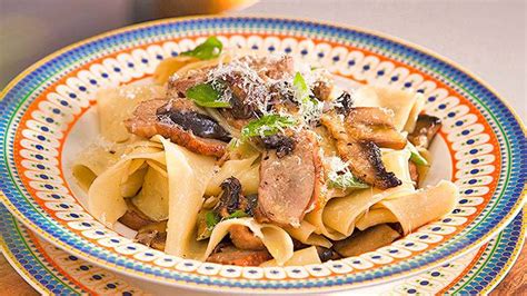 Balsalmic Mushroom And Duck Pasta The Corner Chicken Shop