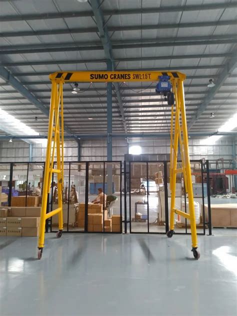 Single Girder Portable Gantry Crane Maximum Lifting Capacity 0 5 Ton