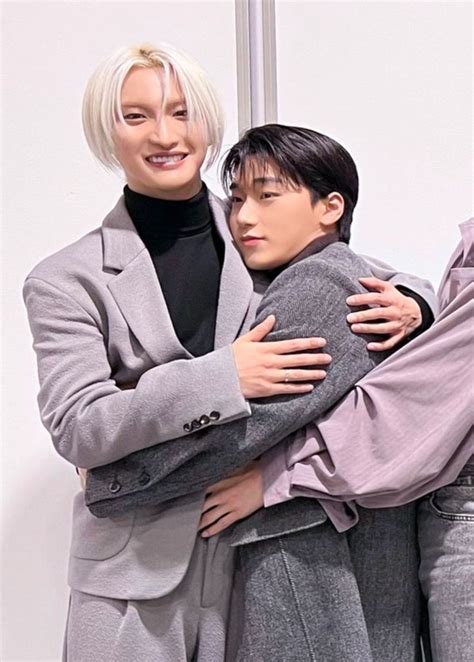 Pin By Nisha On OH NO HE S HOT In 2025 Mood Pics Oh No He S Hot Pop T