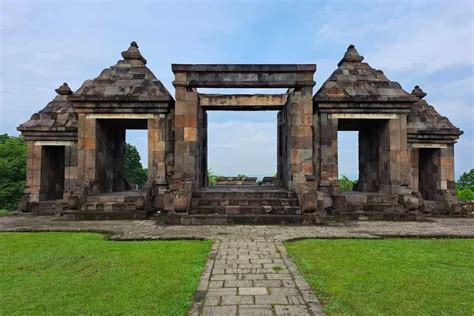 Menikmati Senja Di Candi Ratu Boko Jogja Keindahan Alam Dan Sejarah