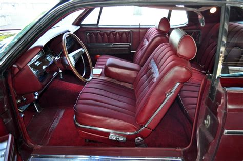 1969 Lincoln Continental Interior