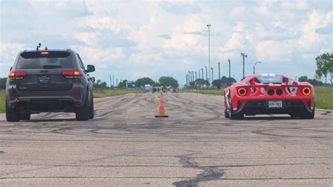 Arriba Imagen Grand Cherokee Srt Vs Lamborghini Abzlocal Mx