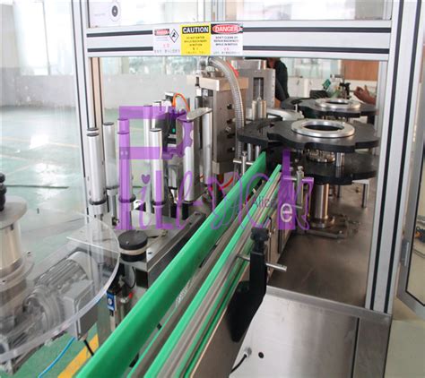 Hot Melt Glue Labeling Machine