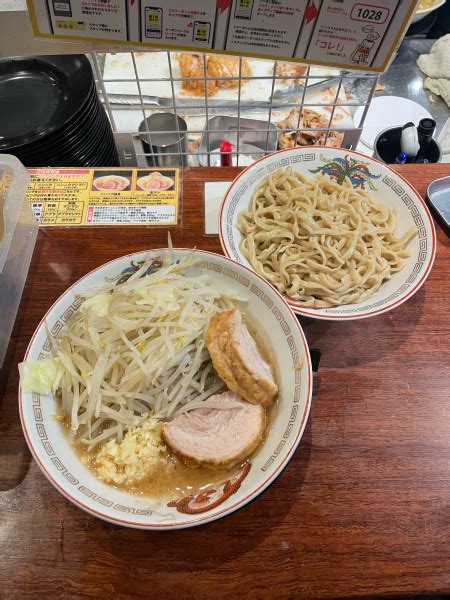 『小ラーメン900円ニンニクつけ麺変更100円』豚山 関内店のレビュー ラーメンデータベース