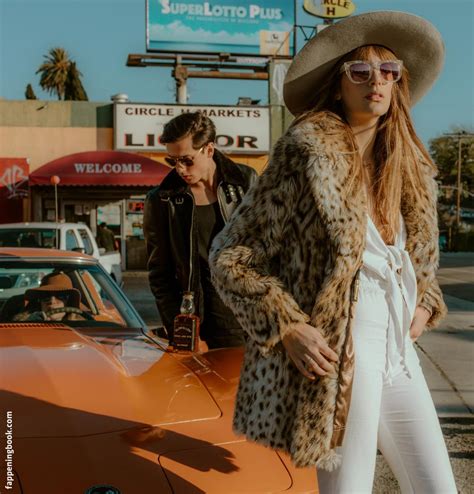 Emily Labowe Nude OnlyFans Leaks Fappening Page FappeningBook