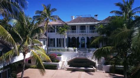 Tiger Woodss Ex Wife Elin Nordegren Sells Palm Beach Mansion To