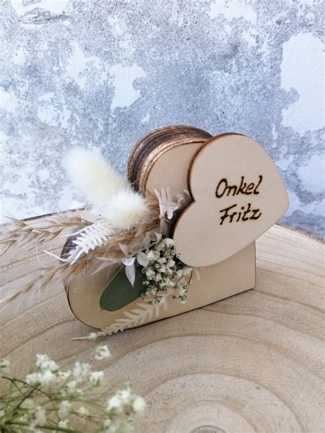 Holz Herz Gastgeschenk Hochzeit Tischkarte Namen Florales Design