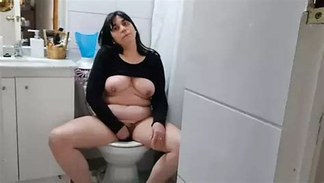 Bbw En Bragas Transparentes Recibiendo Su Co O Peludo Tocado Por Su Mariquita En Pantimedias