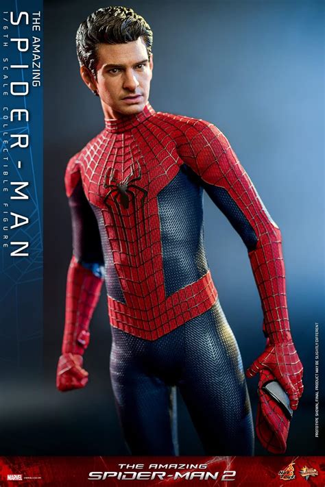 Hot Toys Figurine Amazing Spider Man Amazing Spider Man à l échelle rouge environ