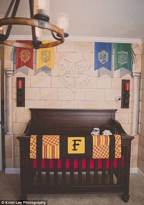 Harry Potter Inspired Nursery In Illinois Has A Dumbledore Portrait And View Of Hogwarts Daily