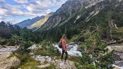 Randonnée au Lac dEstom un des plus beaux lacs des Hautes Pyrénées