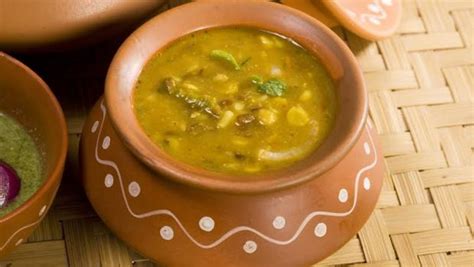 Sabut Moong ki Dal Recipe by Niru Gupta - NDTV Food