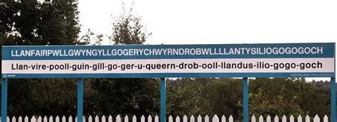 Llanfairpwllgwyngyllgogerychwyrndrobwllllantysiliogogogoch Photographs ...