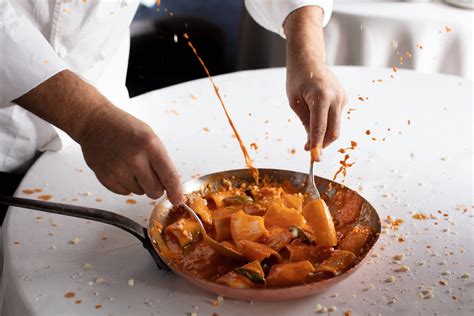 I Paccheri Di Da Vittorio Ricetta Di Una Pasta Leggendaria La Cucina