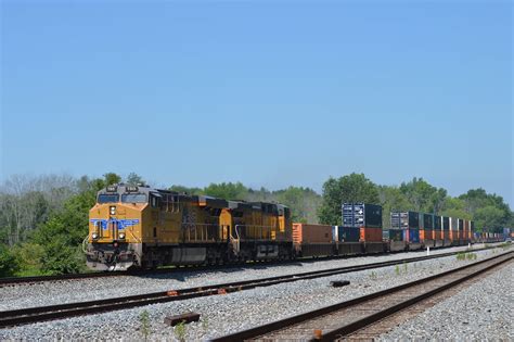 Up 7515 5863 Q292 Warwick Ohio Union Pacific 7515 And 5863 Flickr