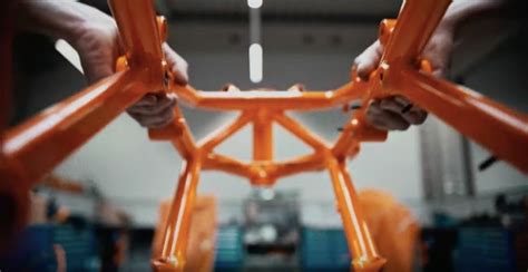 Intip Calon Motor Naked Terbaru KTM Sebelum Debut Di EICMA 2019