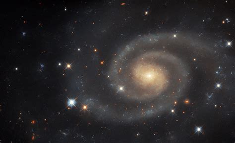 Hubble Views A Dim But Distinct Galaxy This Image Of The S Flickr